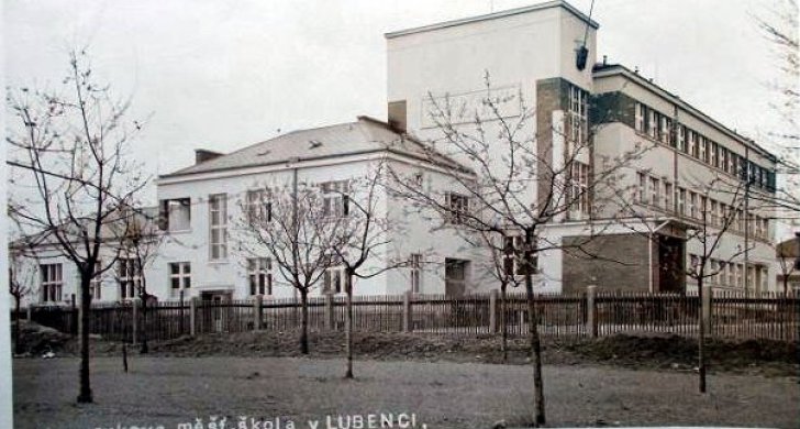 lubenec-masarykova-mestanska-skola-architektura.jpg